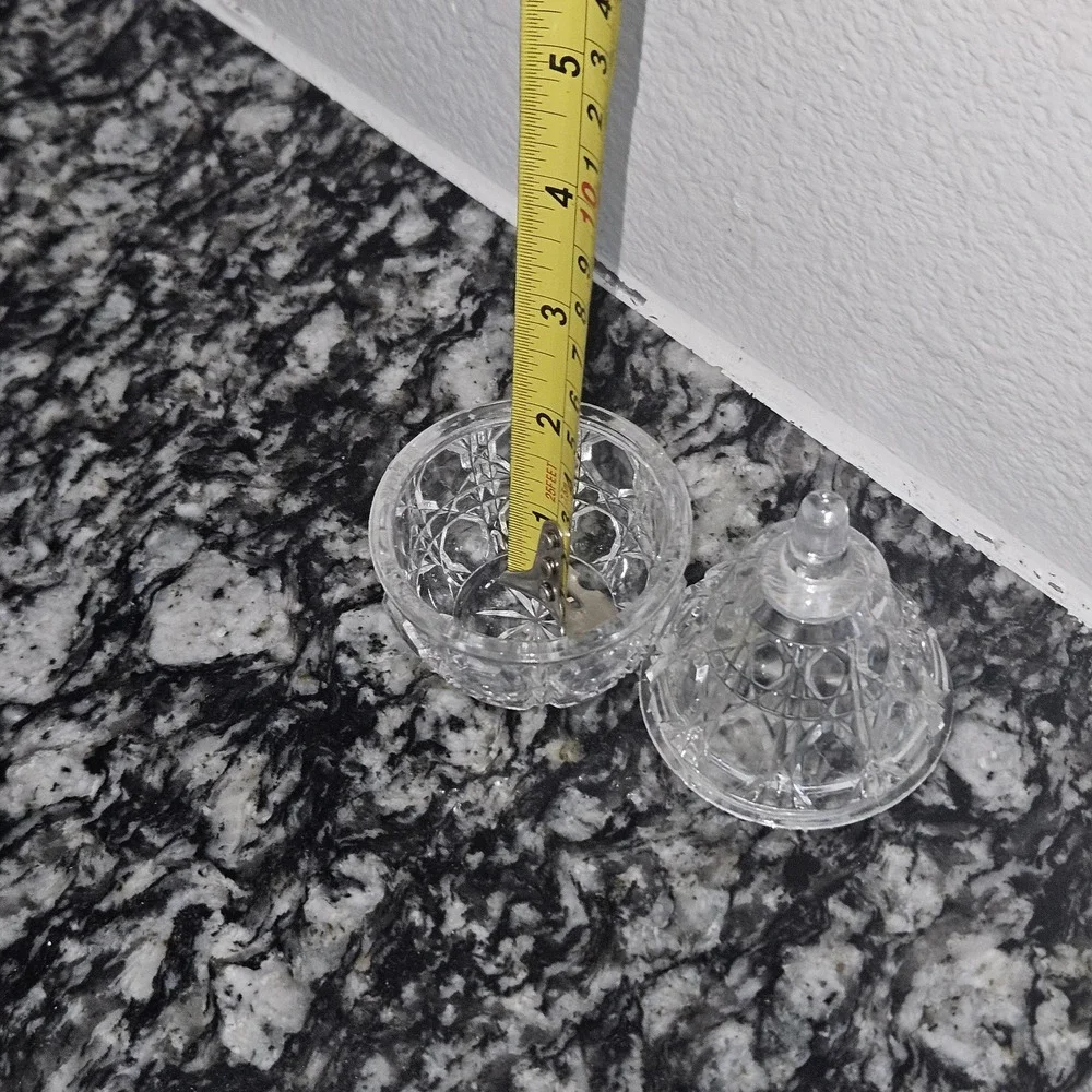 Vintage Crystal Pear Lidded Candy/ Trinket Dish/‎ salt cellar/ Condiment dish